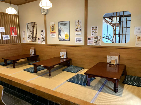 席の間隔2